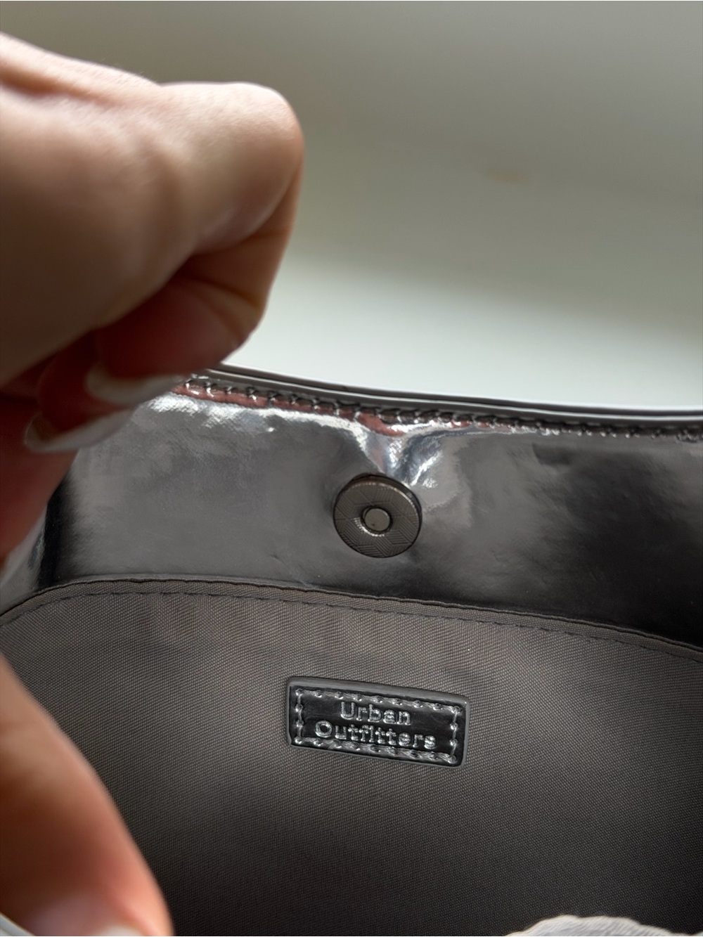 Urban Outfitters Silver Chrome Shoulder Bag - Picture 5 of 6